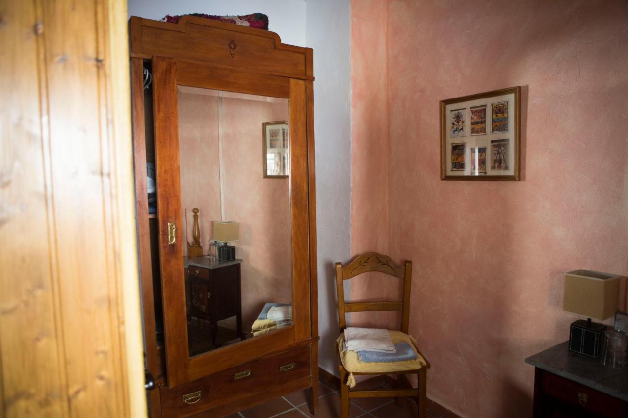 La Flecha Hostel Abrucena Zewnętrze zdjęcie